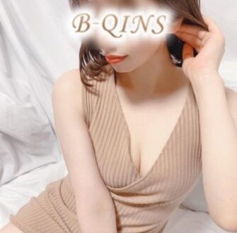 B-QINS (ビークインズ) ゆり