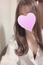 First (新宿ファースト) 佐野りほ