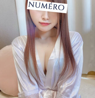 numéro (ヌメロ) 岡本みゆ