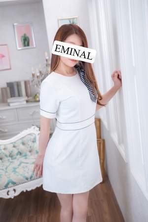 EMINAL (エミナル) 柚希