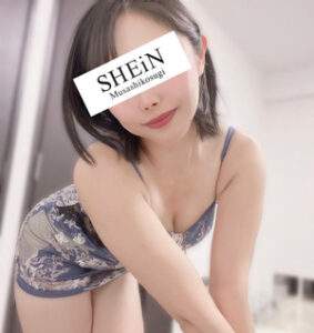 SHEiN (シーン) えりか