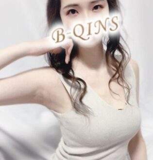 B-QINS (ビークインズ) 彩音