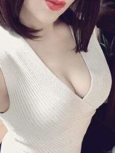 美吟 伊藤