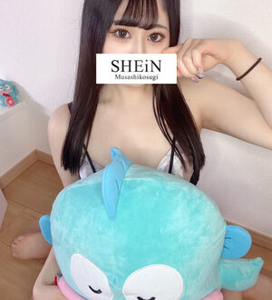 SHEiN (シーン) りい