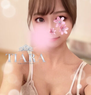 TIARA (ティアラ) せな