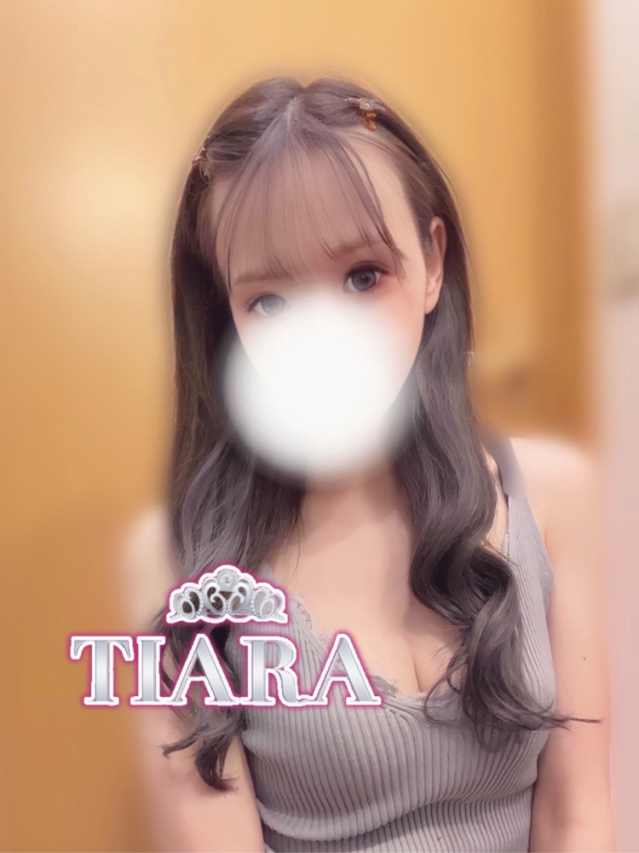 TIARA (ティアラ) なの