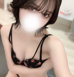 秋葉原The Salon (ザサロン) しずく