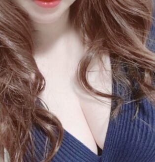 KUREGA (クレガ) 香月ゆみ