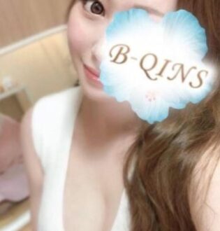 B-QINS (ビークインズ) ゆみ