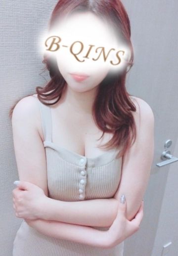 B-QINS (ビークインズ) のん