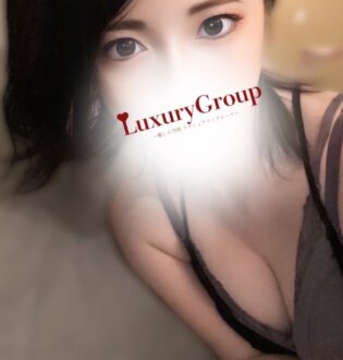 Luxury Group (ラグジュアリーグループ) あゆ