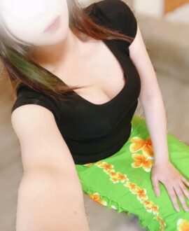 aroma vicca (アロマヴィッカ) 横山えりな