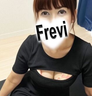 Frevi (フレヴィ) 望月れい