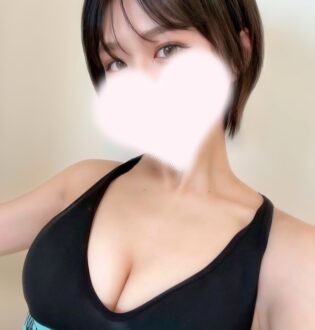 Carinna (カリナ) 桜羽えりな