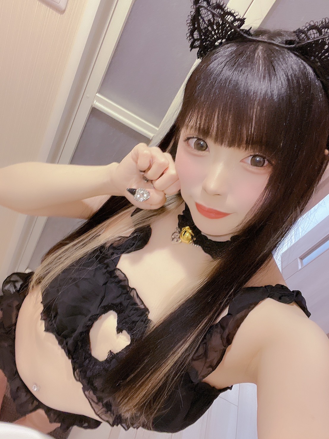 Nine Roses (ナインローズ) 片桐みう
