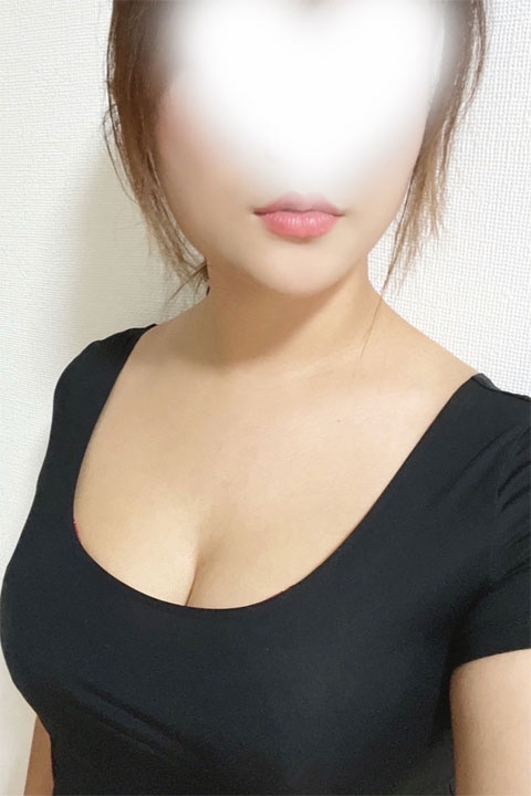AROMA MADONNA (アロママドンナ) 藤田りほ