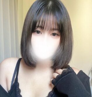 Chloe (クロエ) 一ノ瀬みみ