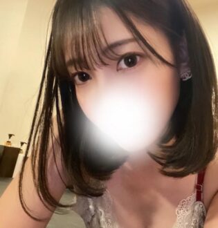 Chloe (クロエ) 本田ゆい