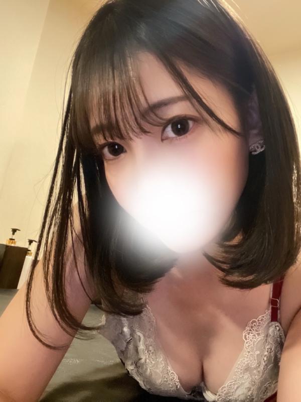 Chloe (クロエ) 本田ゆい