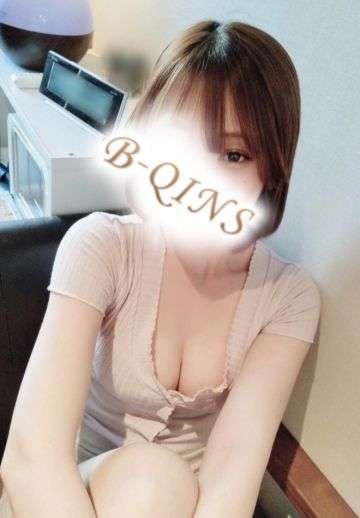 B-QINS (ビークインズ) えれな
