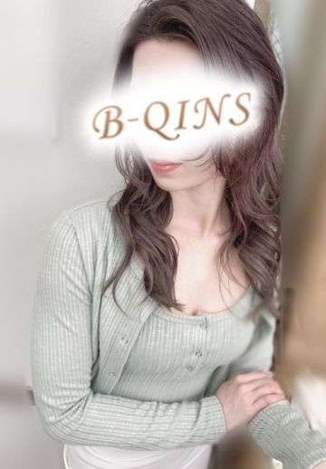 B-QINS (ビークインズ) りお