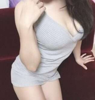 B-QINS 神奈川店 (ビークインズ) 恭子