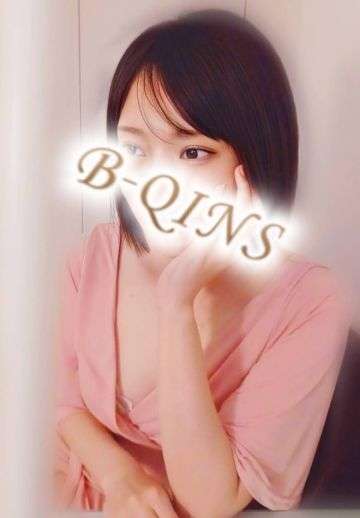 B-QINS (ビークインズ) ゆり