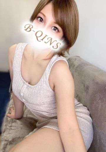 B-QINS (ビークインズ) めい