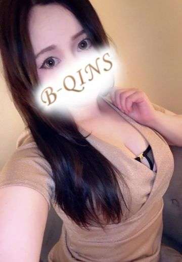 B-QINS (ビークインズ) まりん
