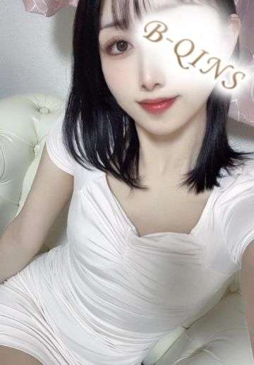 B-QINS (ビークインズ) りり