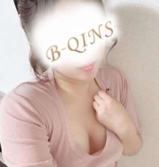 B-QINS (ビークインズ) のん