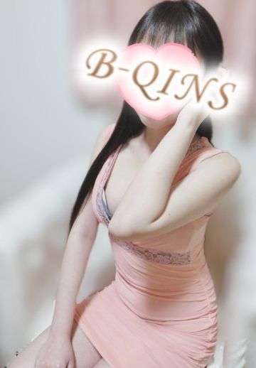 B-QINS (ビークインズ) ういか