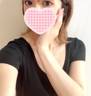 AROMA CHARIS (アロマカリス) 福本ほの