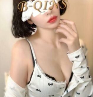 B-QINS (ビークインズ) せな