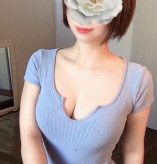 B-QINS (ビークインズ) ななみ