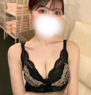 Tiara 町田 (ティアラ) 華咲えま