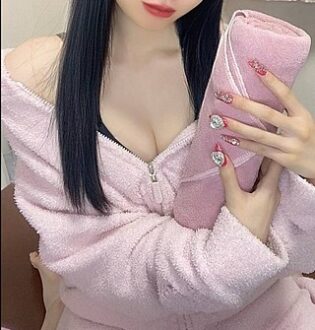 Salon Blue (サロンブルー) なな