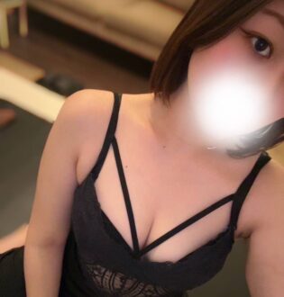 LUXERIA (リュクセリア) 夏田かえ