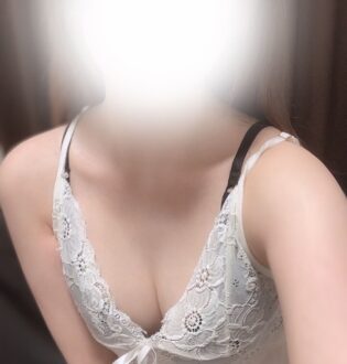TIARA 仙台 (ティアラ) もえ