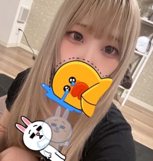 ONE CHAN (ワンチャン) 愛原える