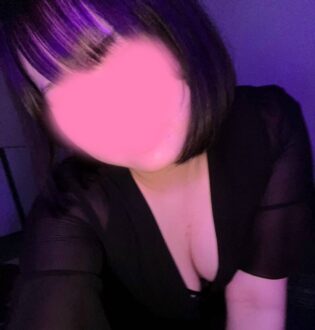 らんぷ池袋店 新井みこ