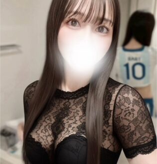 THE HALF (ザ ハーフ) 葵りん