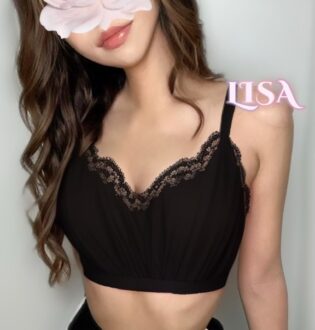 THE HALF (ザ ハーフ) LISA