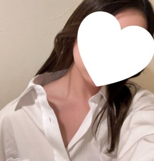 Nine Roses (ナインローズ) 谷崎りお