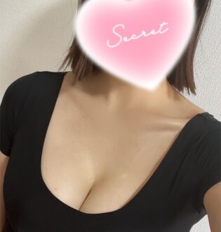 AROMA CHARIS (アロマカリス) 安倍りん