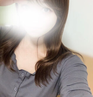 Belle Lily (ベルリリー) 来栖りな