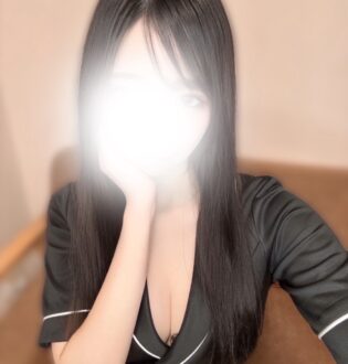 LUXENTIQUE (ラグザンティーク) 須藤にこ