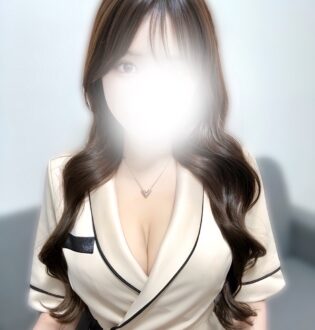 LUXENTIQUE (ラグザンティーク) 内田なみ