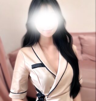LUXENTIQUE (ラグザンティーク) 四ツ葉なな