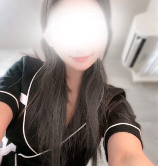 LUXENTIQUE (ラグザンティーク) 松本まき